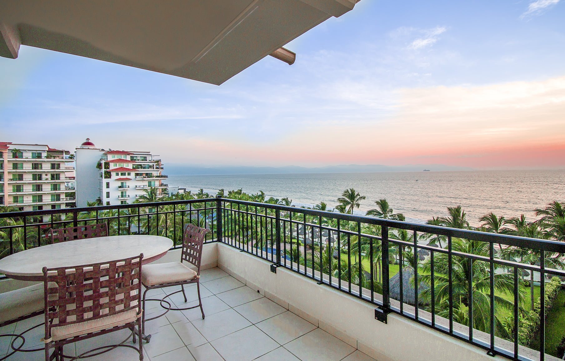 Playa Royale residence 701 Puerto Vallarta Realty